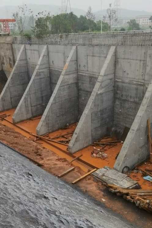 扬州邗江区锚杆式挡土墙